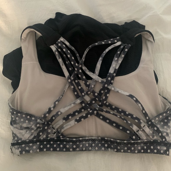 Lululemon Wild criss cross tank top.   Size 8 - Picture 5 of 6